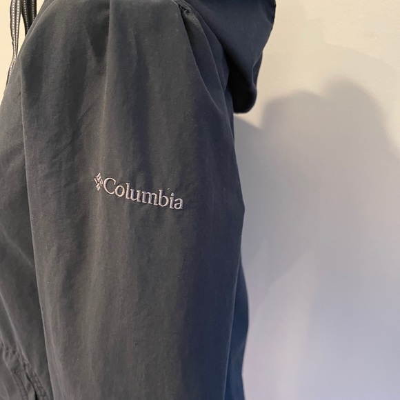 Columbia athletic pullover with hood - Picture 6 of 8